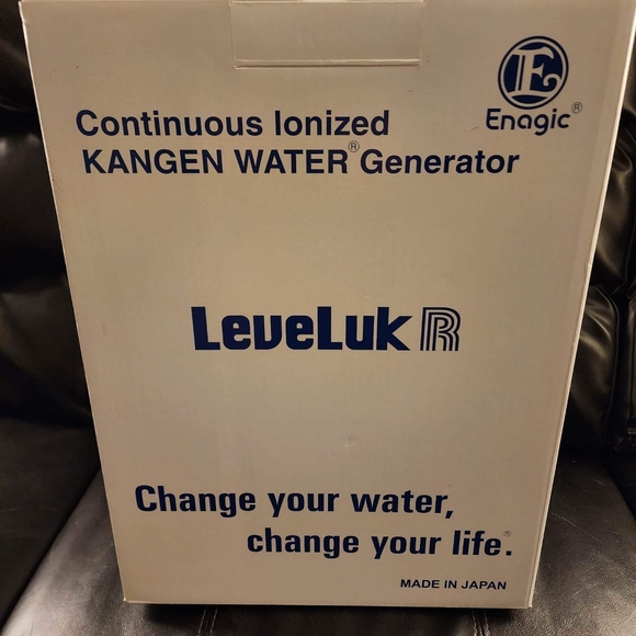 Leveluk R Kangen Water Filter - Picture 2 of 4